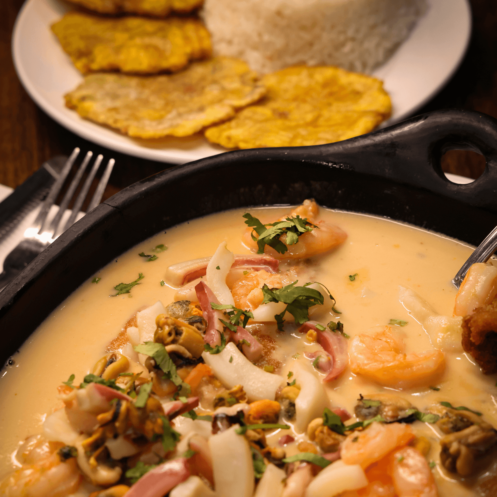 Filete de Basa en Salsa de Mariscos Filete de Basa en Salsa de Mariscos